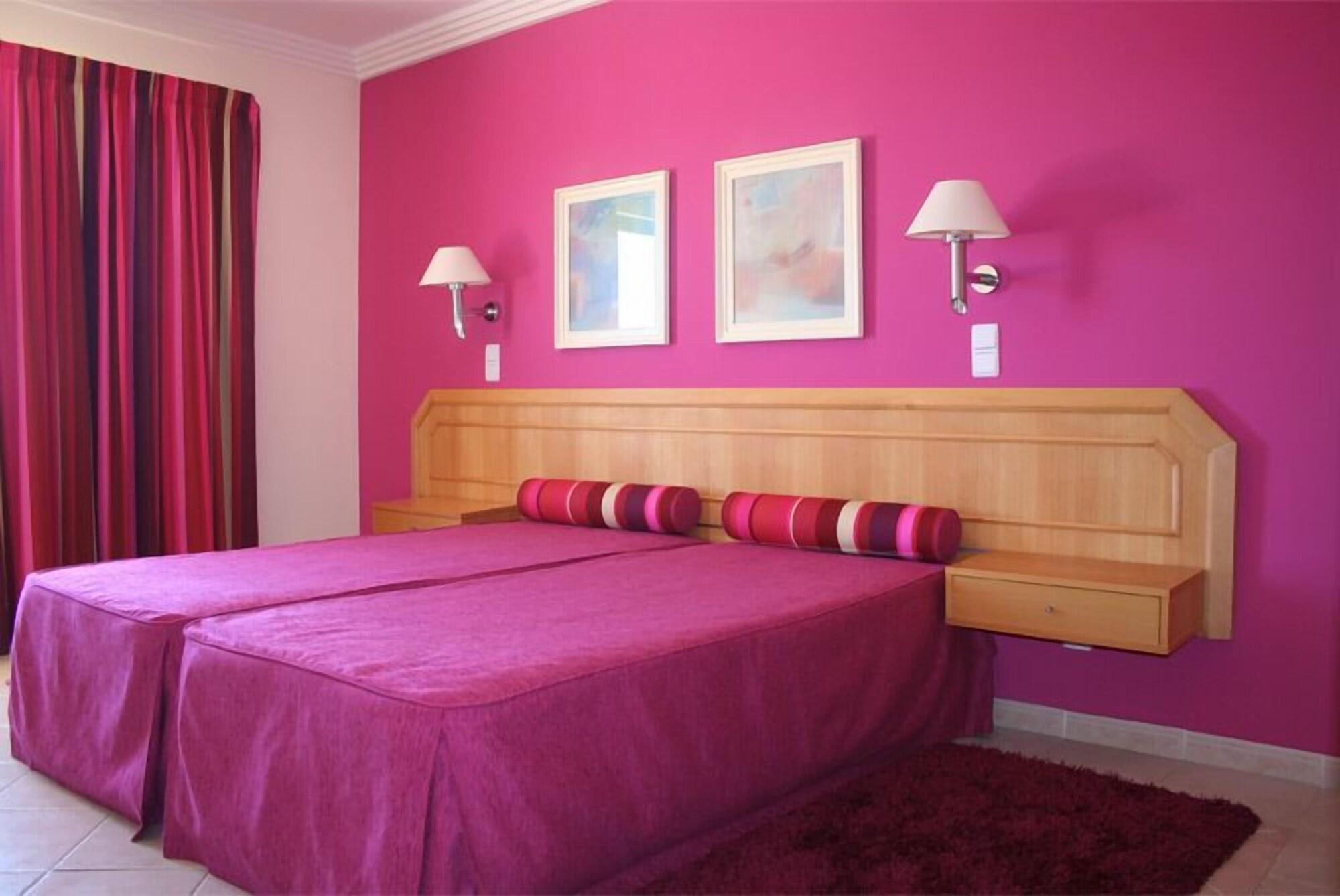 Cheerfulway Balaia Plaza Aparthotel อัลบูเฟรา ภายนอก รูปภาพ