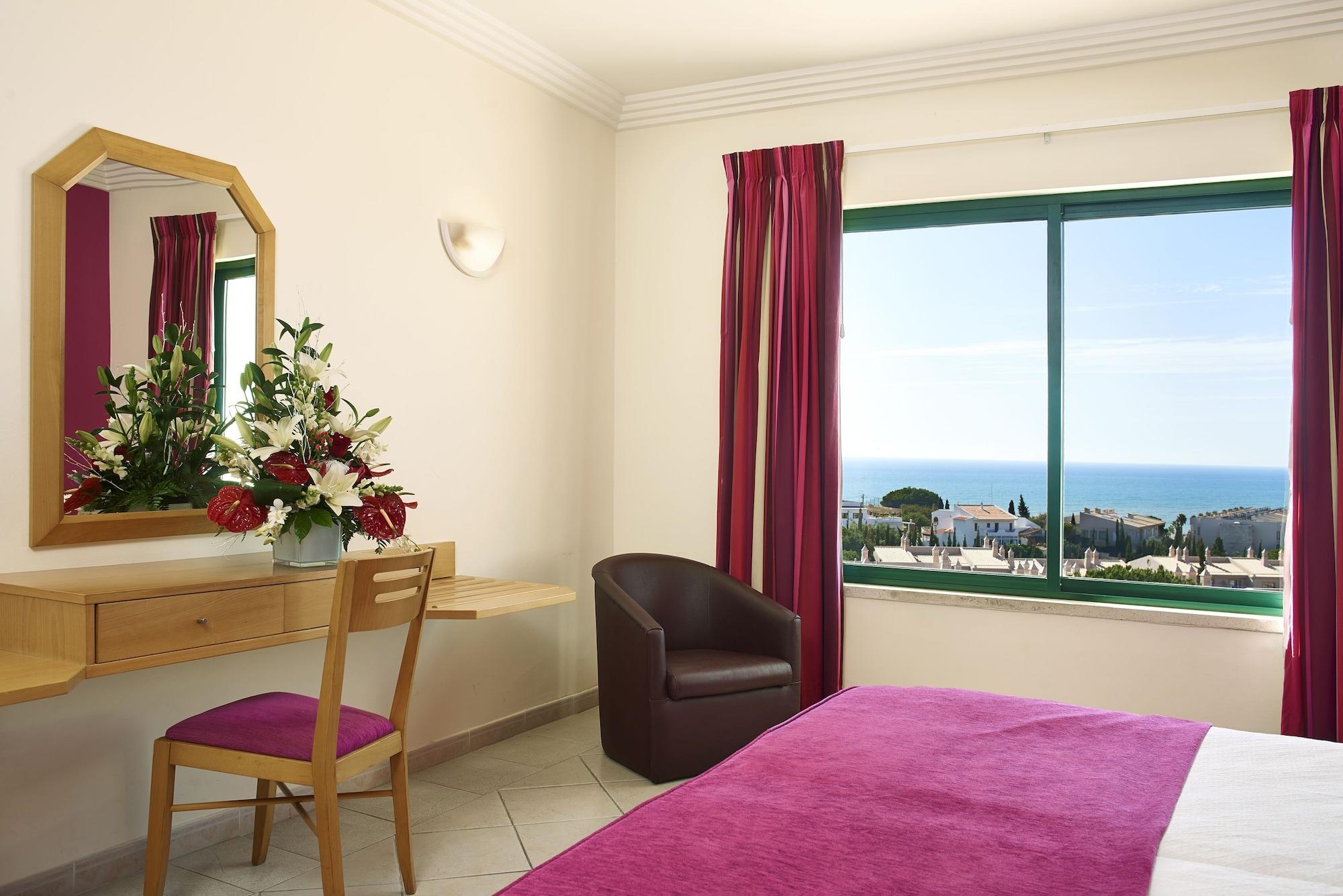 Cheerfulway Balaia Plaza Aparthotel อัลบูเฟรา ภายนอก รูปภาพ