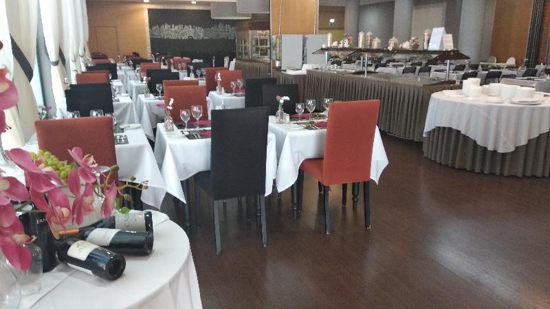 Cheerfulway Balaia Plaza Aparthotel อัลบูเฟรา ภายนอก รูปภาพ